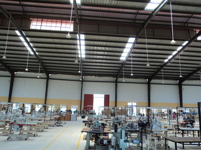 Thi công chiếu sáng nhà xường